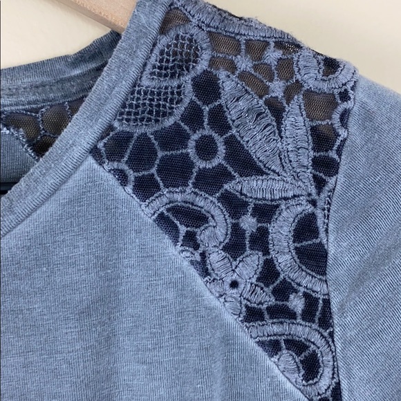 🖤4/$25 AE soft and sexy lace panel T - Picture 4 of 7